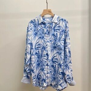 Tommy Bahama Blue and White Casual Button Down Shirt